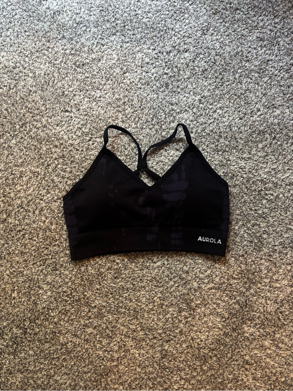 Aurola Black Seamless V-Neck Sports Bralette — Light Support